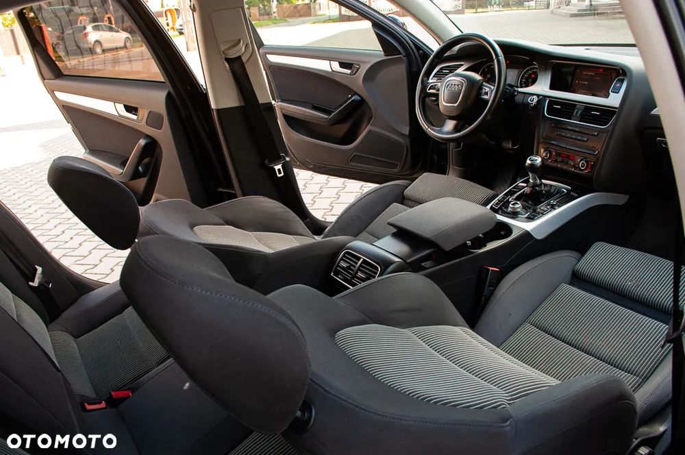 Audi A4 Limousine - 34