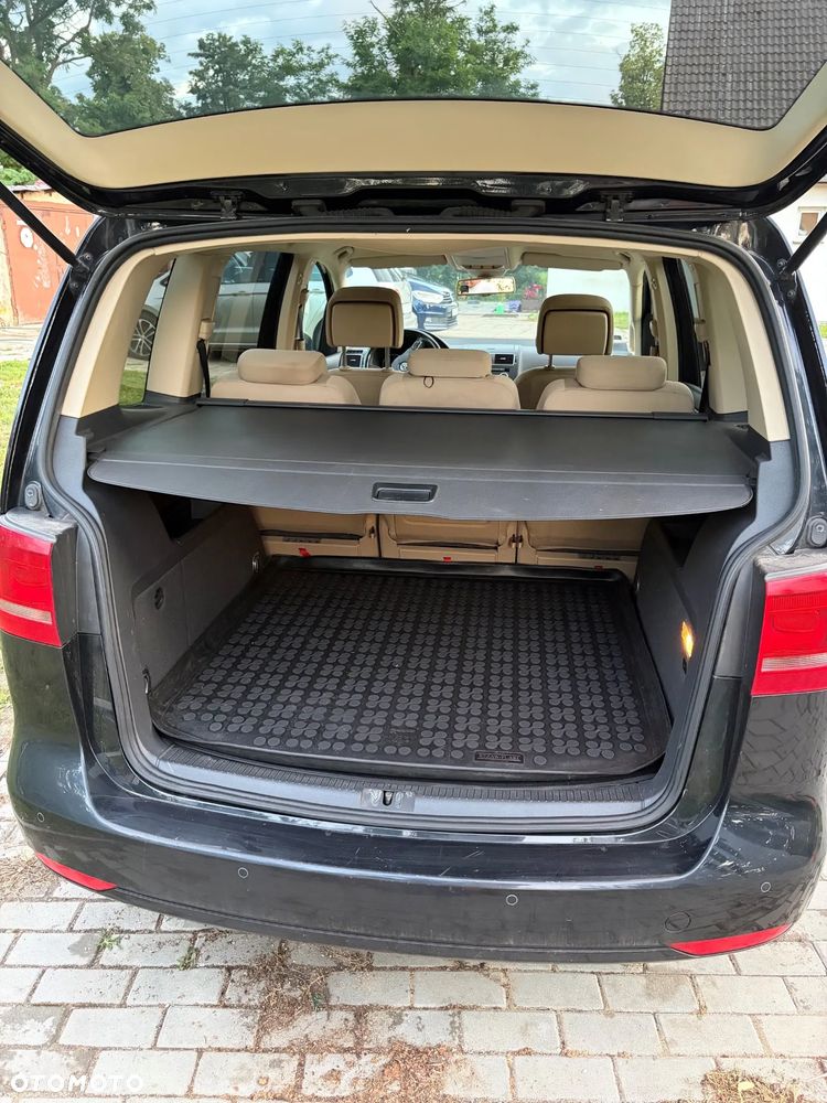 Volkswagen Touran 2.0 TDI DPF Highline DSG - 7