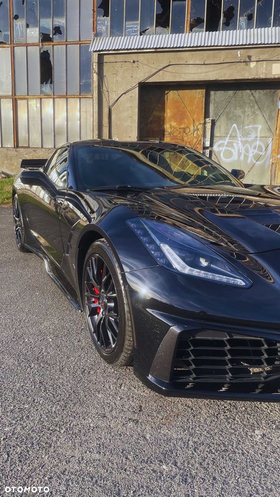 Chevrolet Corvette - 1