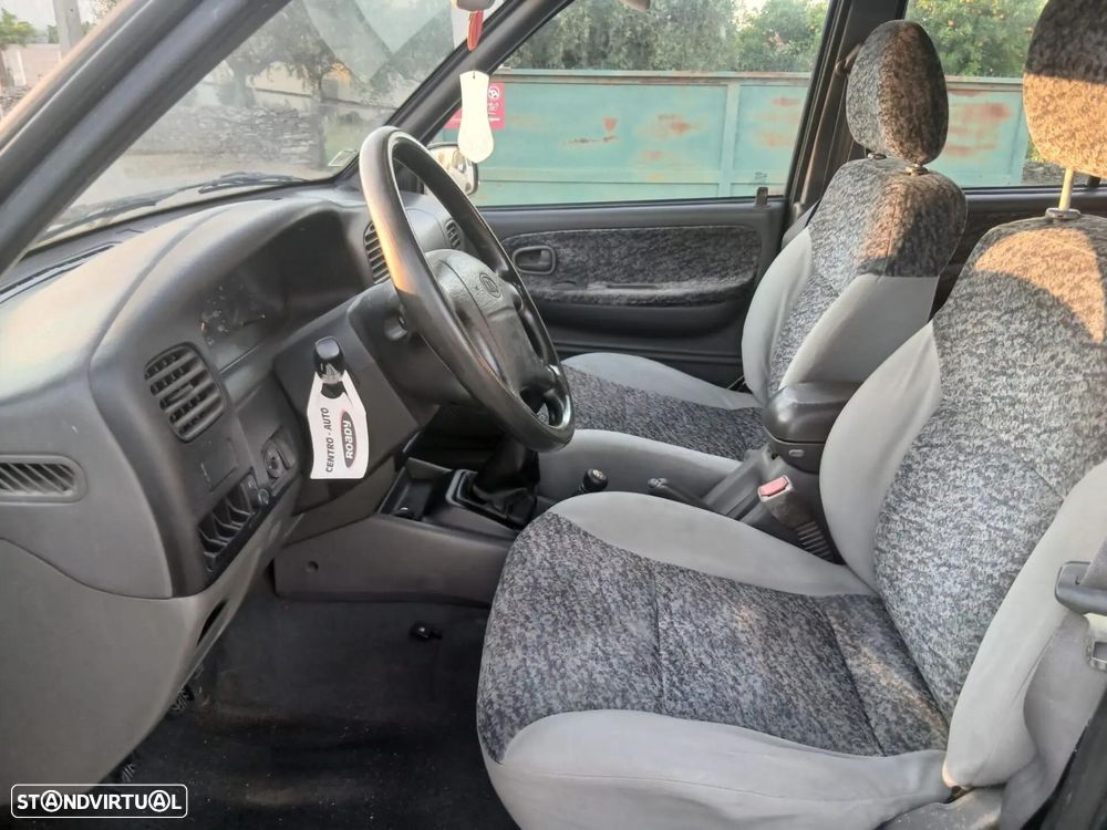 Kia Sportage 2.0 TDi K AC - 13