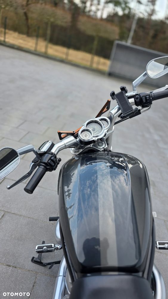 Harley-Davidson V-Rod Muscle - 13