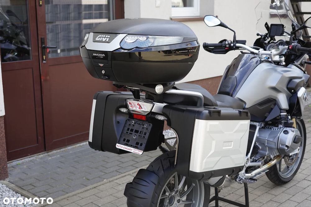 BMW R - 6