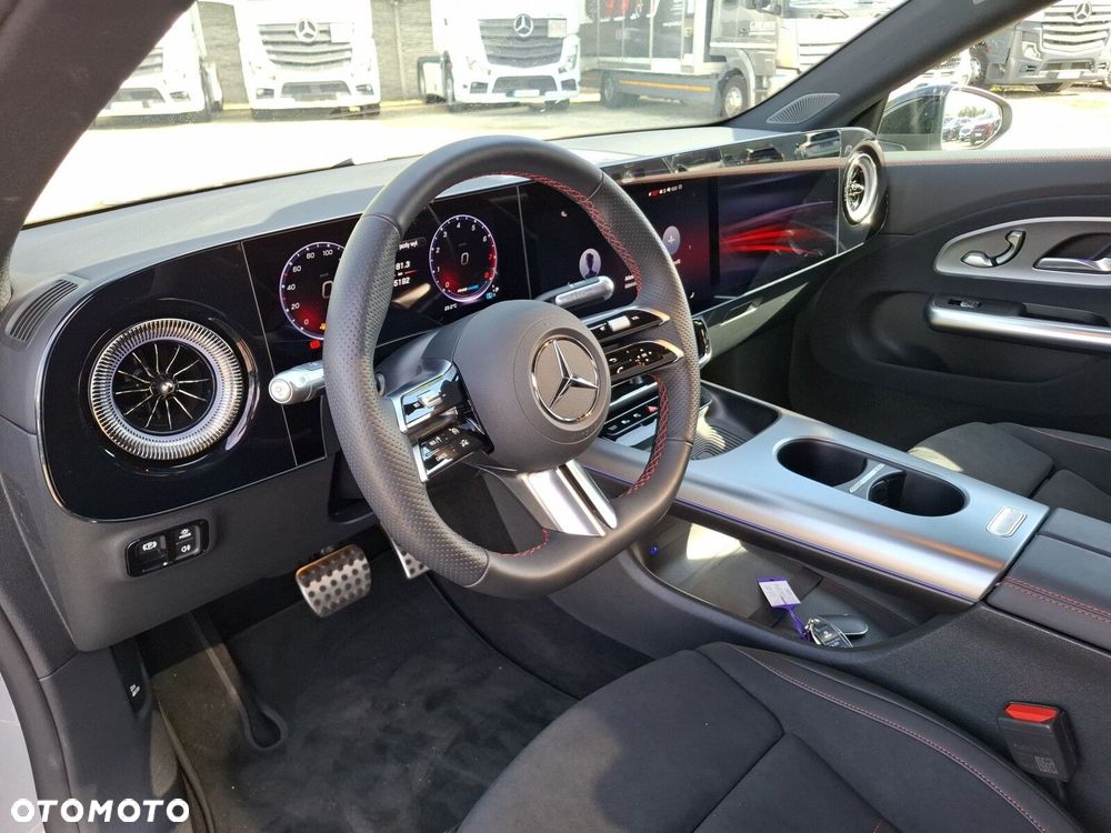Mercedes-Benz CLA 200 mHEV 8G-DCT - 10
