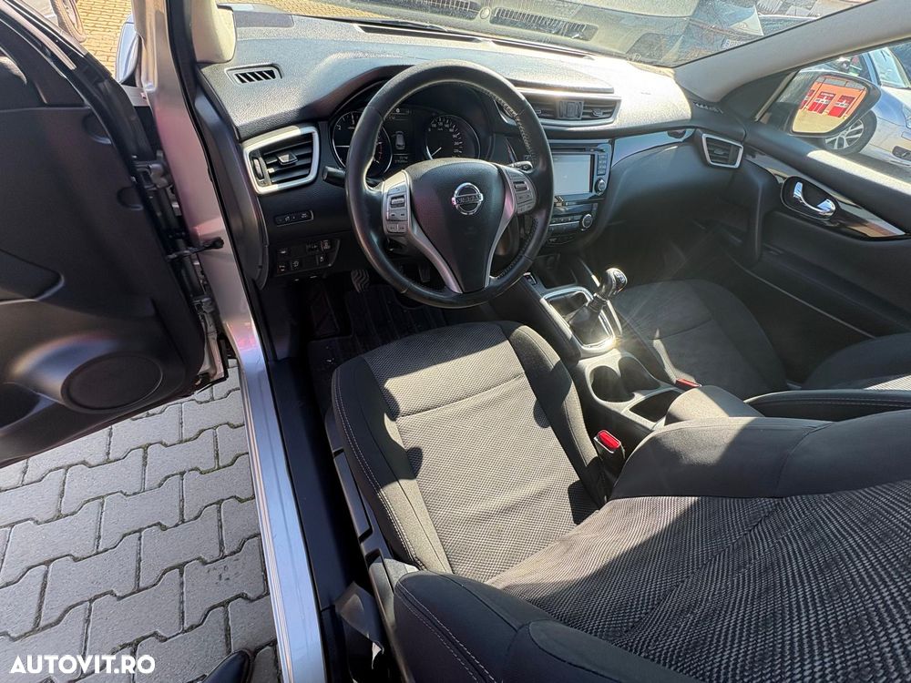 Nissan Qashqai 1.6 DCI Start/Stop 4X4-i Acenta - 8