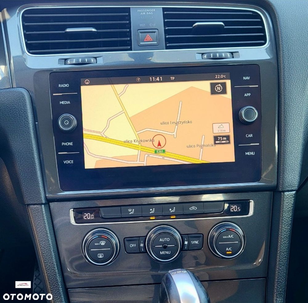 Volkswagen Golf - 27