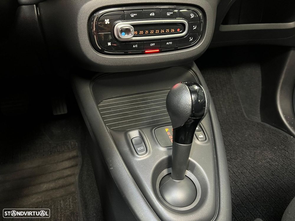 Smart Fortwo Cabrio EQ Passion - 17