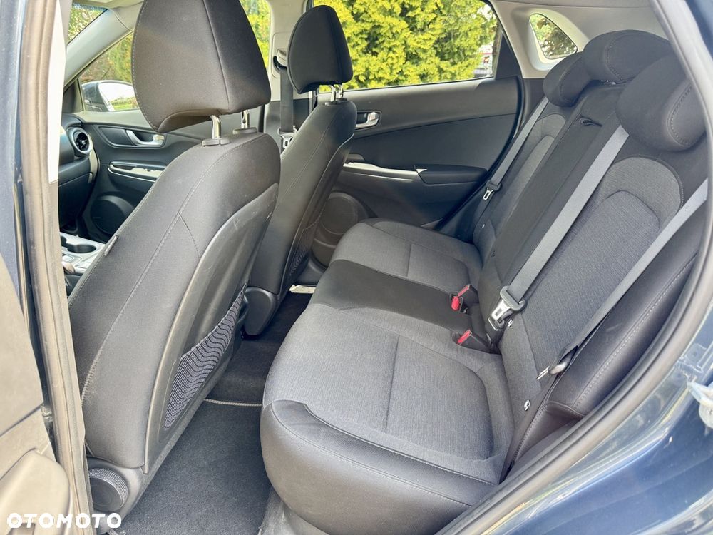 Hyundai Kona 64kWh Premium - 23
