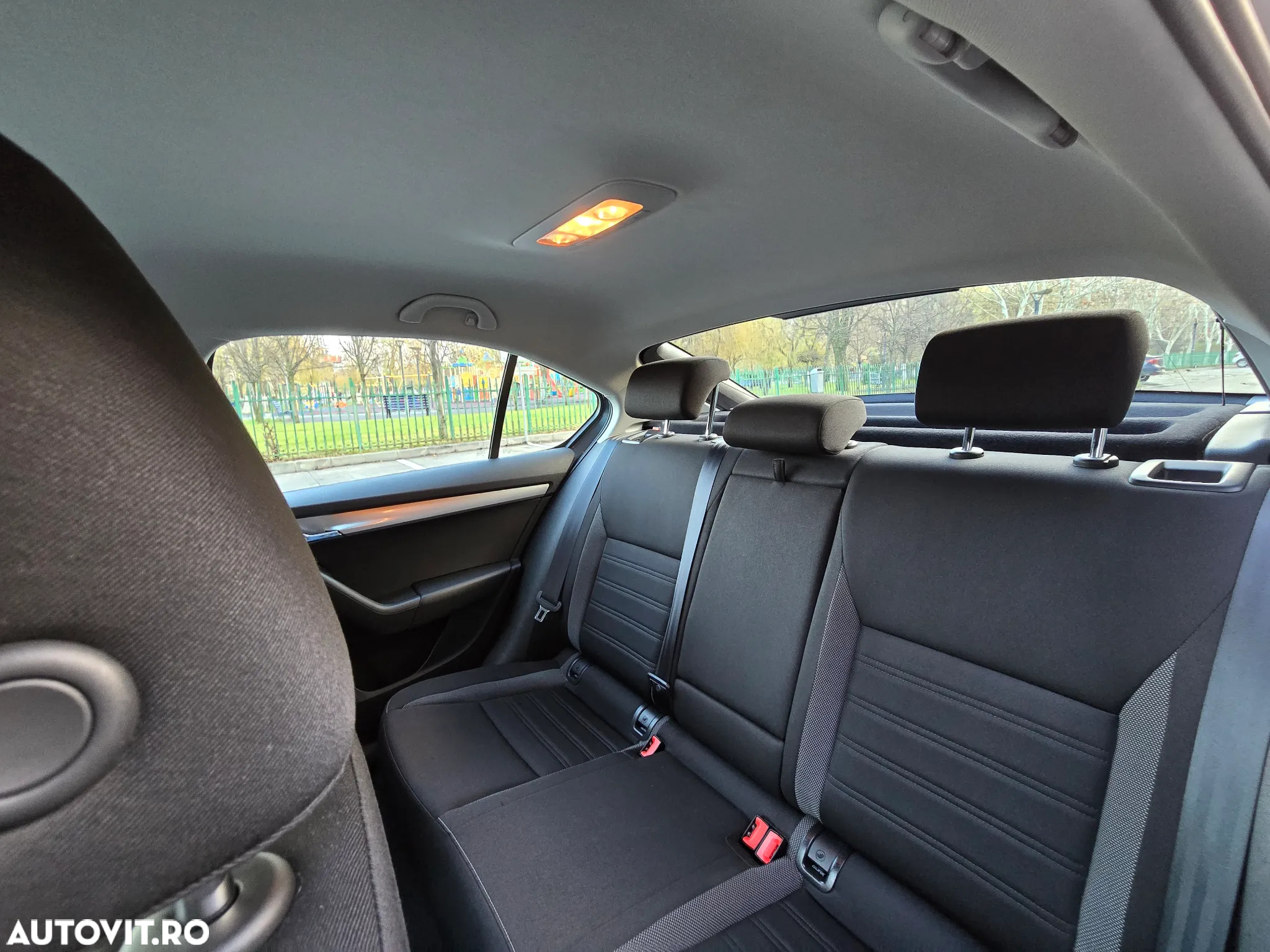 Skoda Octavia 1.6 TDI Ambition - 6