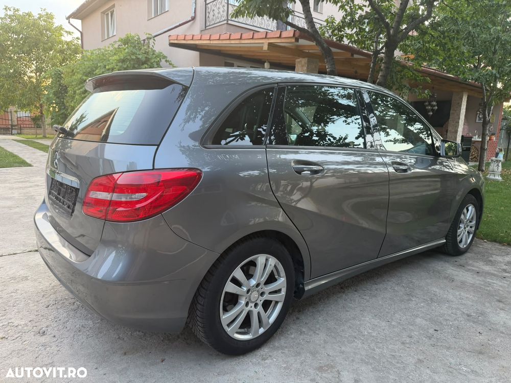 Mercedes-Benz B 180 CDI BlueEfficiency - 4