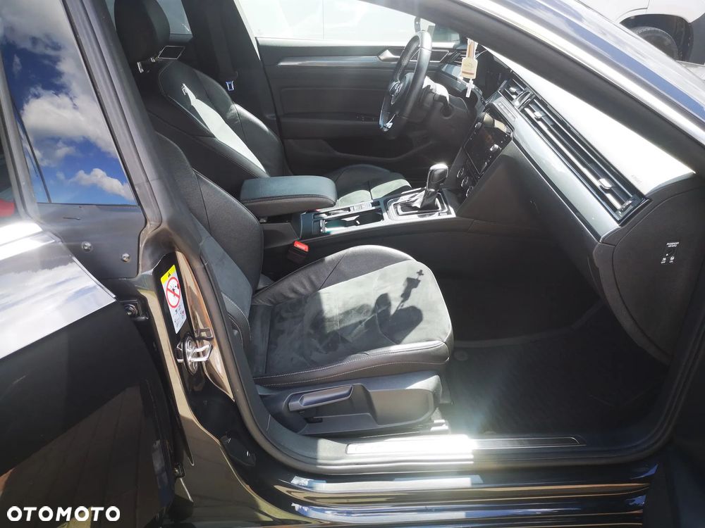 Volkswagen Arteon 2.0 TDI Bi-Turbo SCR 4Mot R-Line DSG - 12