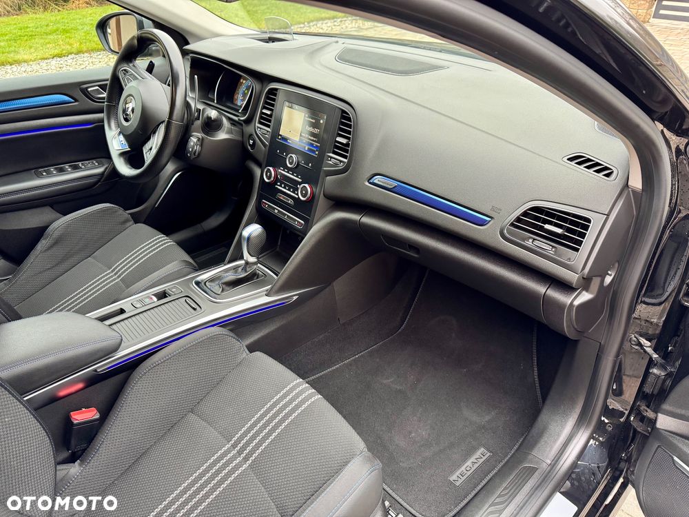 Renault Megane ENERGY TCe 205 EDC GT - 29