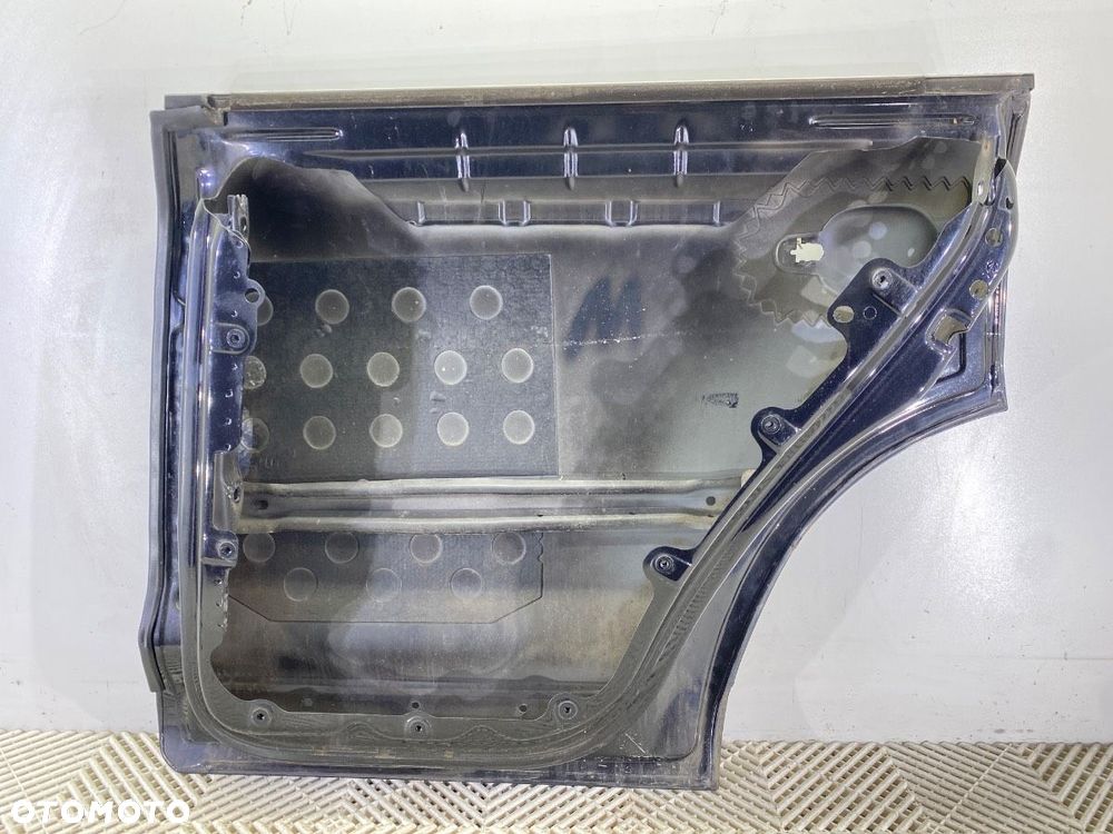 DRZWI PRAWY TYŁ  PORSCHE CAYENNE (9PA) 2002 - 2010 S 4.5 250 kW [340 KM] benzyna 2002 - 2007 - 8