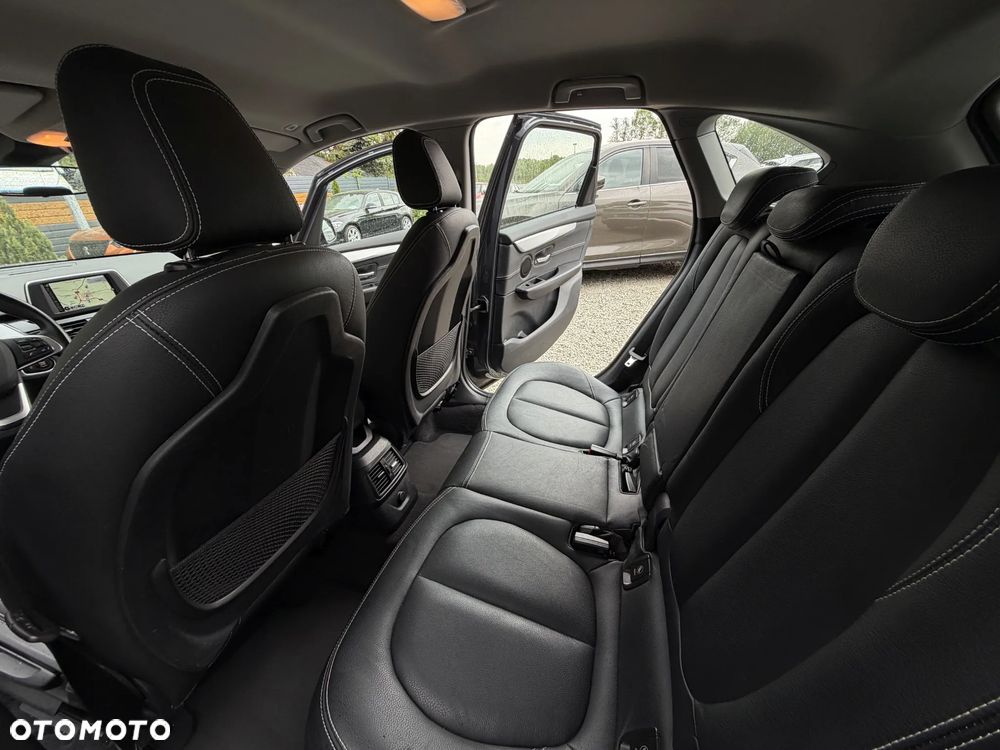 BMW Seria 2 220i Sport-Aut Advantage - 21