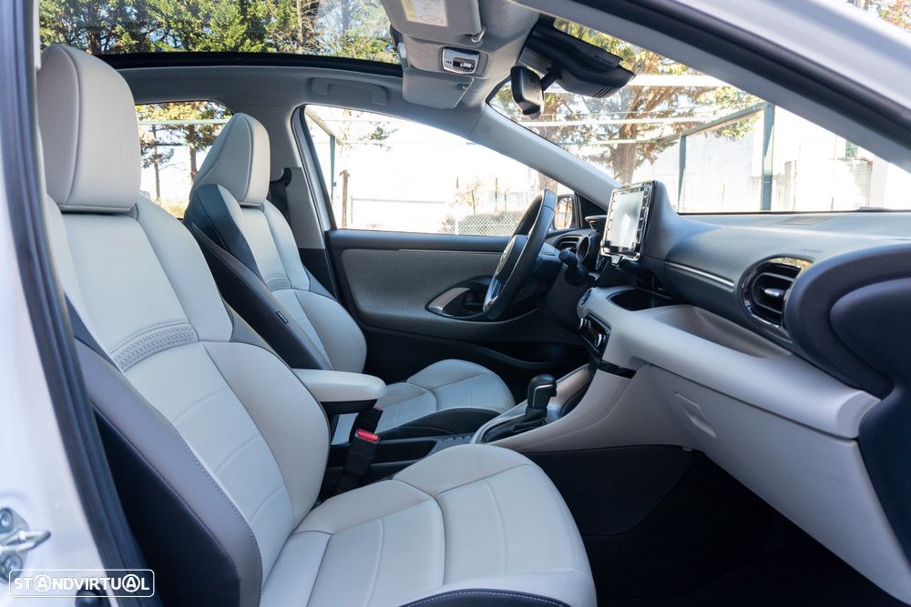 Toyota Yaris 1.5 HDF Luxury - 35
