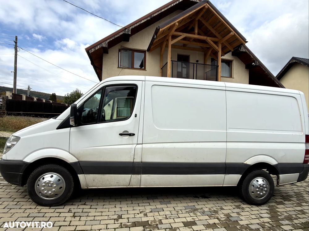 Mercedes-Benz Sprinter - 11