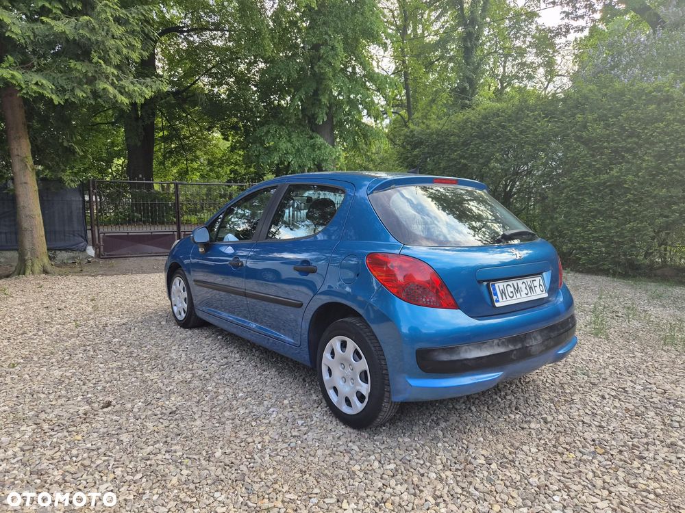 Peugeot 207 - 4