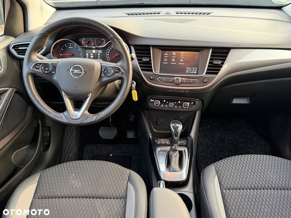 Opel Crossland X - 8