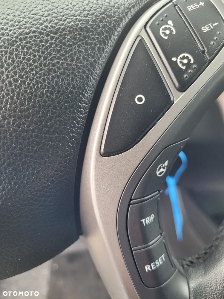 Hyundai i30 blue 1.6 GDI YES Gold - 27