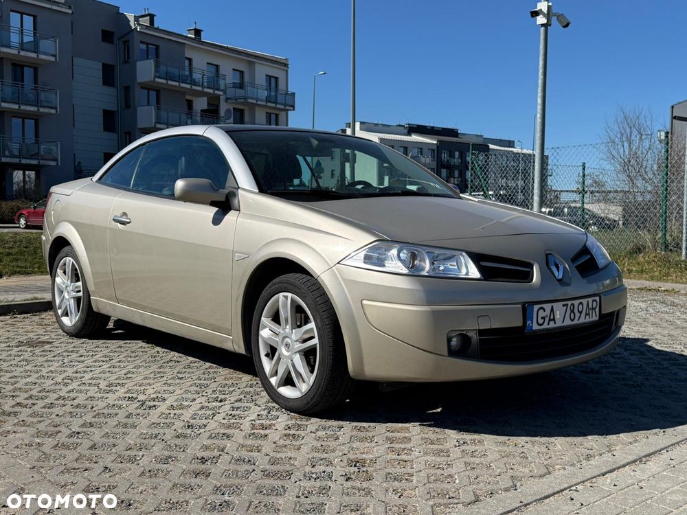 Renault Megane 1.6 Confort Dynamique - 2