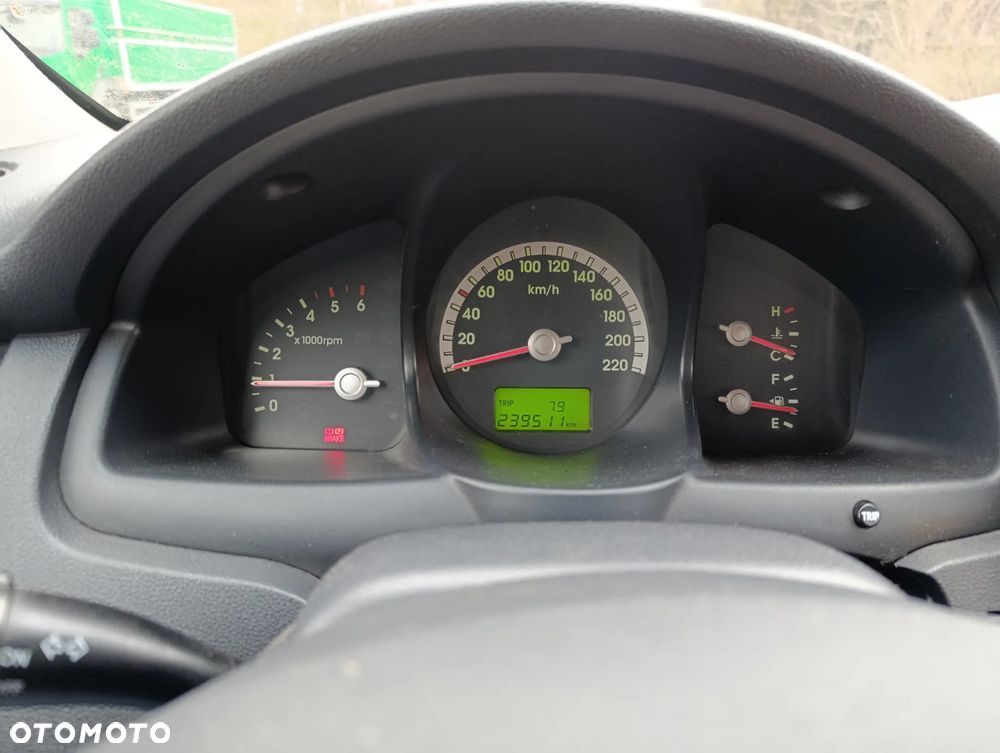 Kia Sportage 2.0 CRDI LX - 11