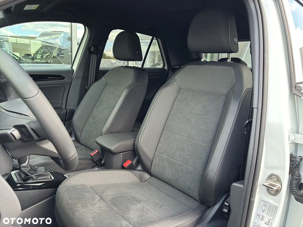 Volkswagen T-Roc - 6