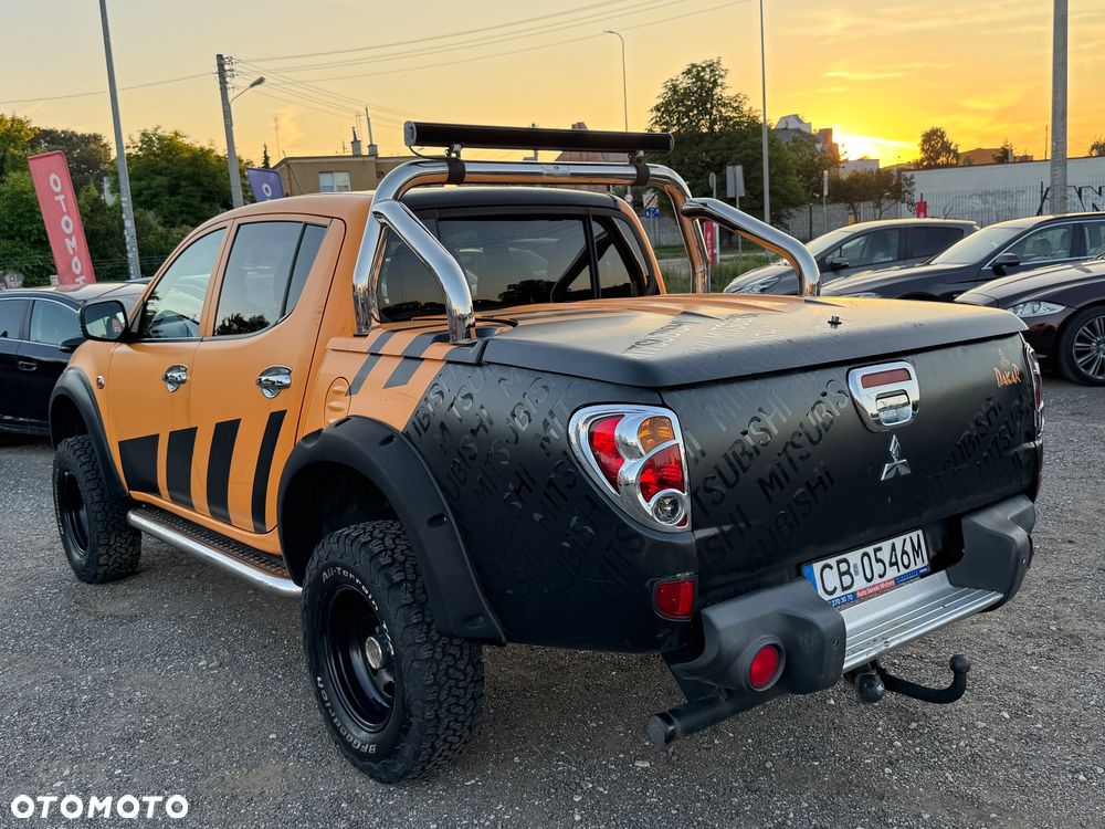 Mitsubishi L200 2.5 DID Summer Edition Sport - 18