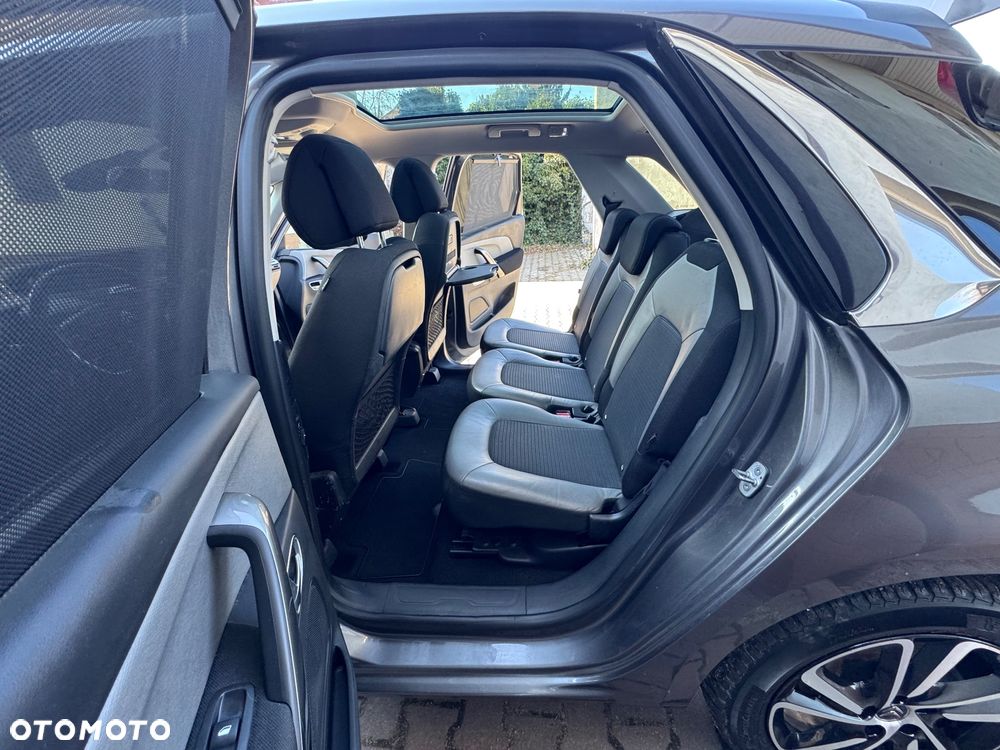 Citroën C4 Picasso - 13