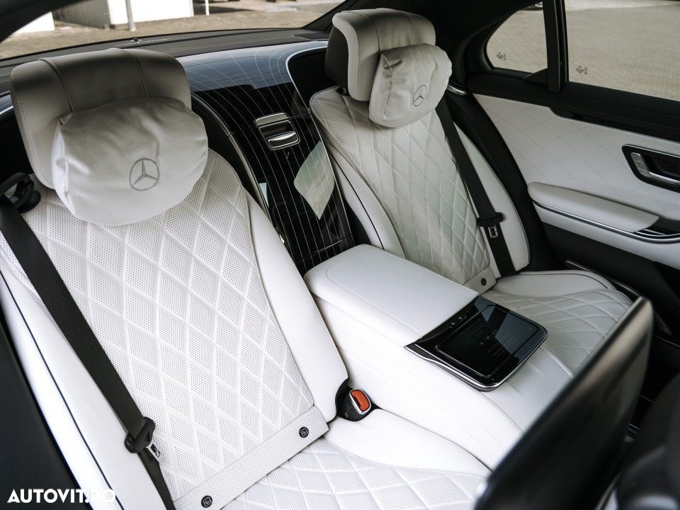 Mercedes-Benz S - 27