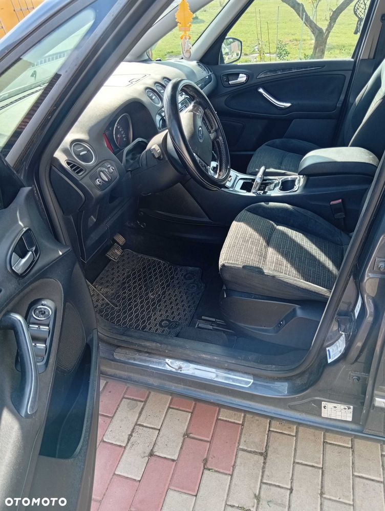 Ford Galaxy - 3