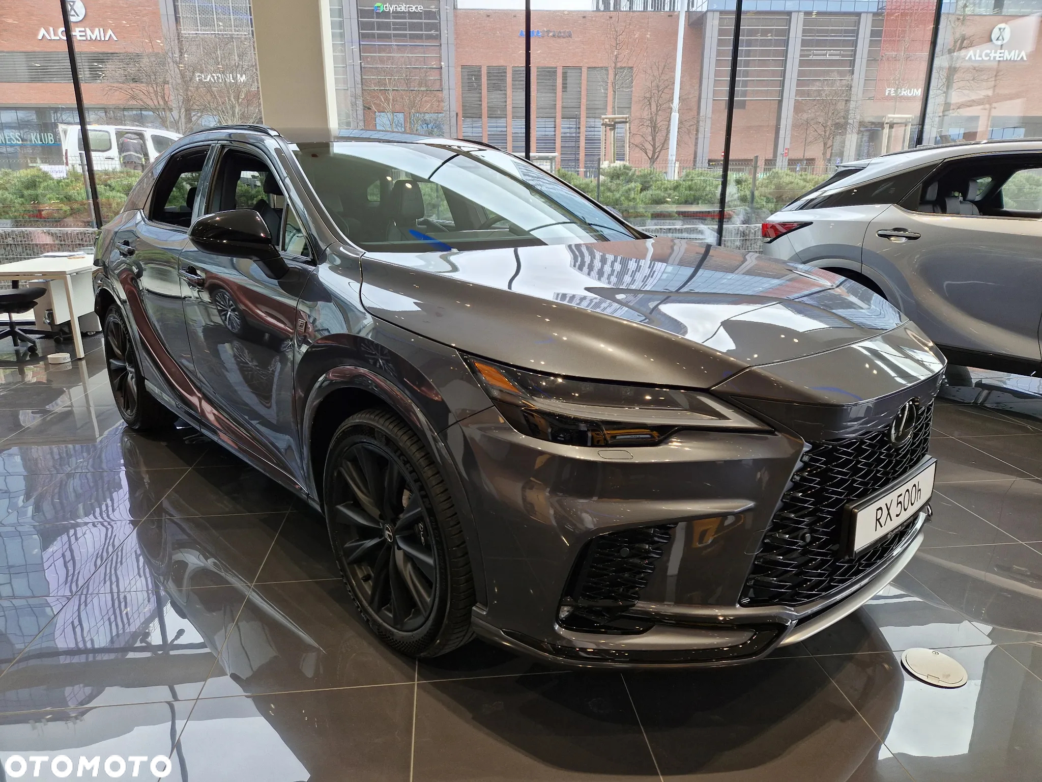 Lexus RX 500h F Sport Edition - 2