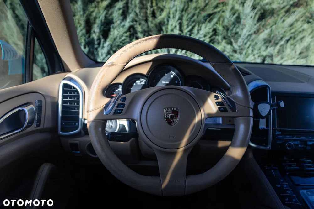 Porsche Cayenne Tiptronic S - 9