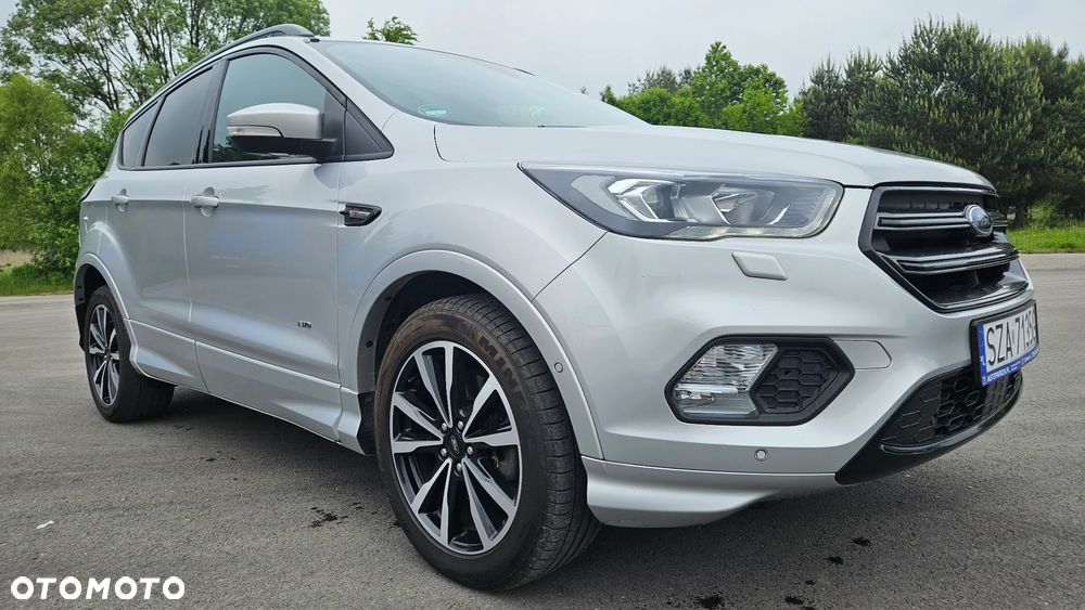 Ford Kuga 2.0 TDCi 4x4 ST-Line - 16