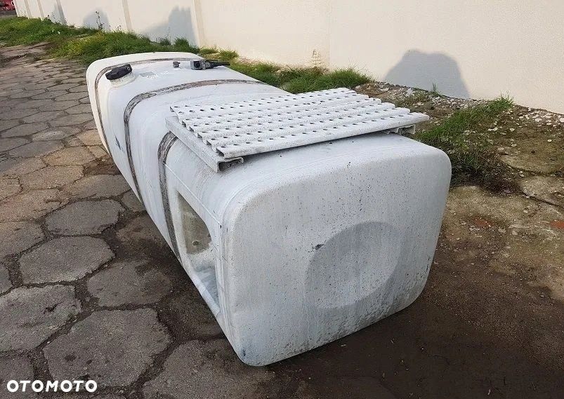 ZBIORNIK PALIWA MAN TGA TGX TGS 910 L. 200X70X58 - 2