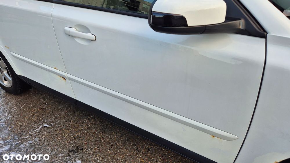 Volvo V50 1.6D DPF Kinetic - 6