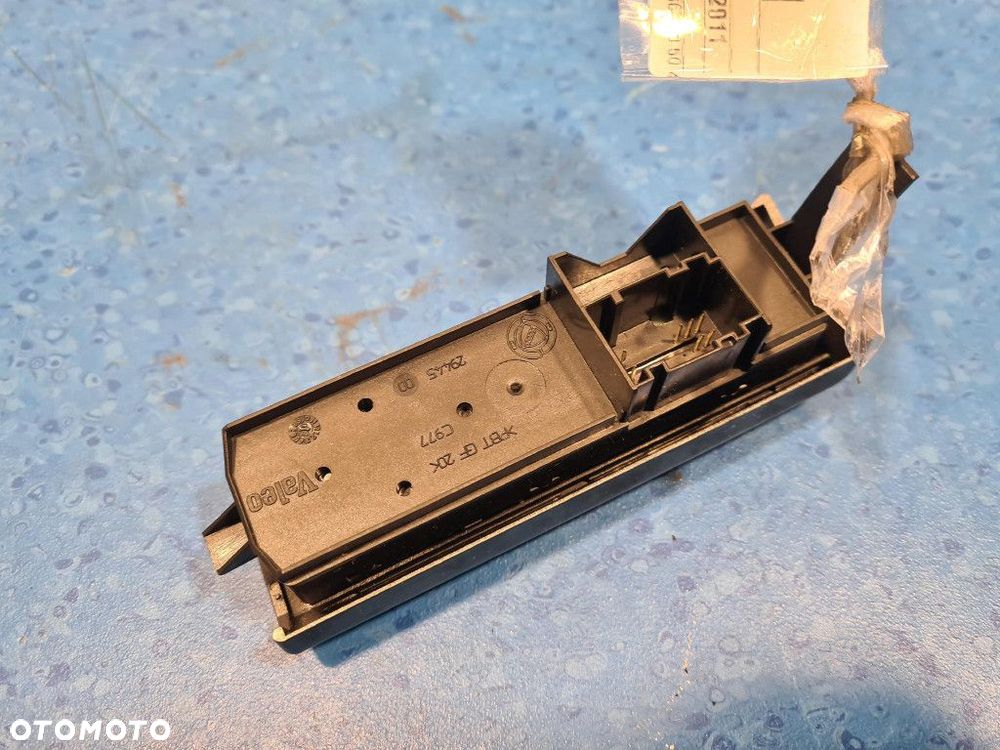 FIAT CROMA II LIFT PANEL WŁĄCZNIKÓW 29445 742 - 8