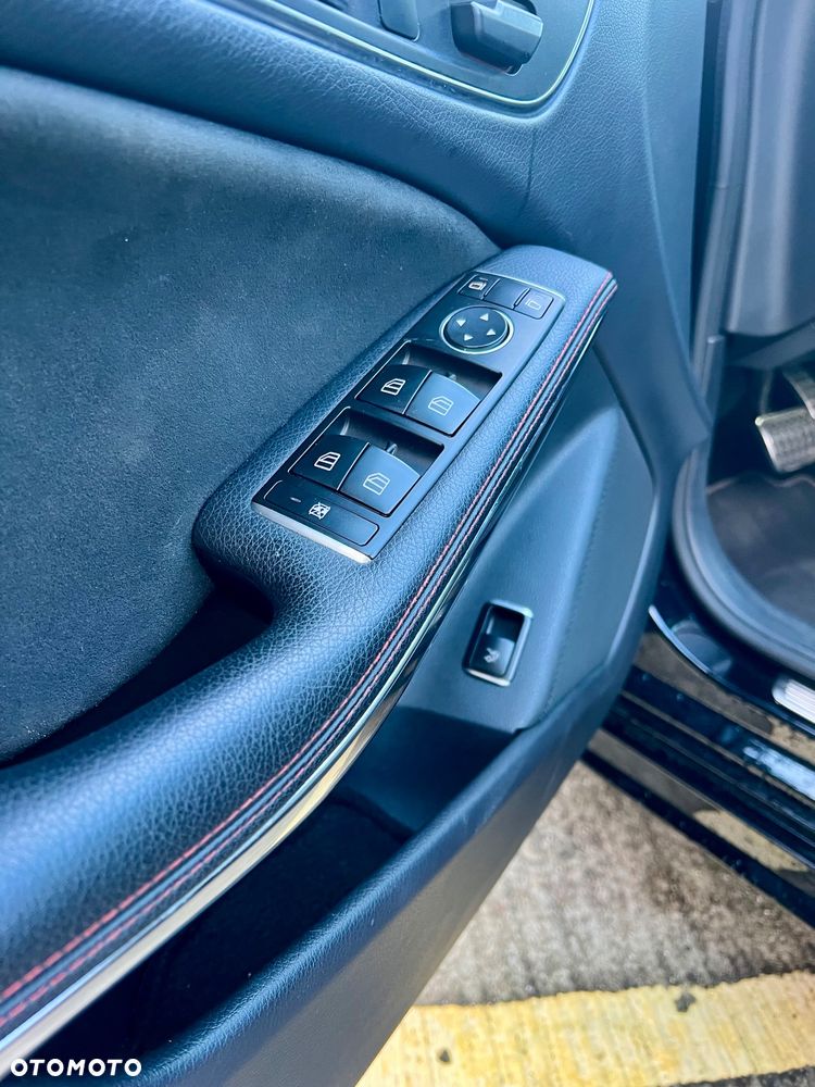 Mercedes-Benz CLA 250 Sport 4-Matic - 29
