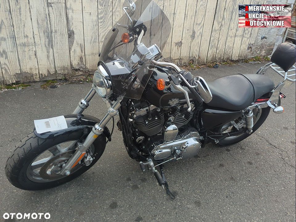 Harley-Davidson Sportster Custom 1200C - 15