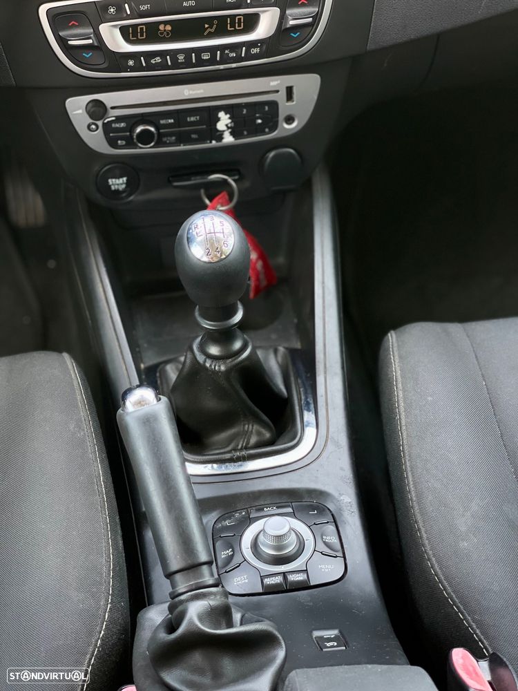 Renault Mégane Sport Tourer 1.5 dCi Limited SS - 15