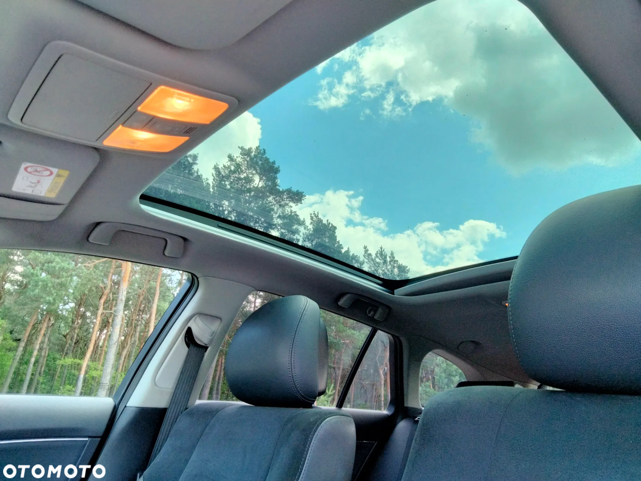 Toyota Avensis 2.0 D-4D Premium - 21