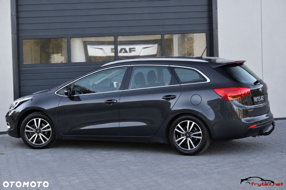 Kia Ceed - 14