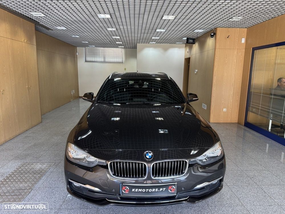 BMW 320 d Touring Line Luxury Auto - 11