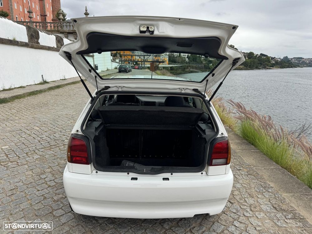 VW Polo 1.3 GL - 15