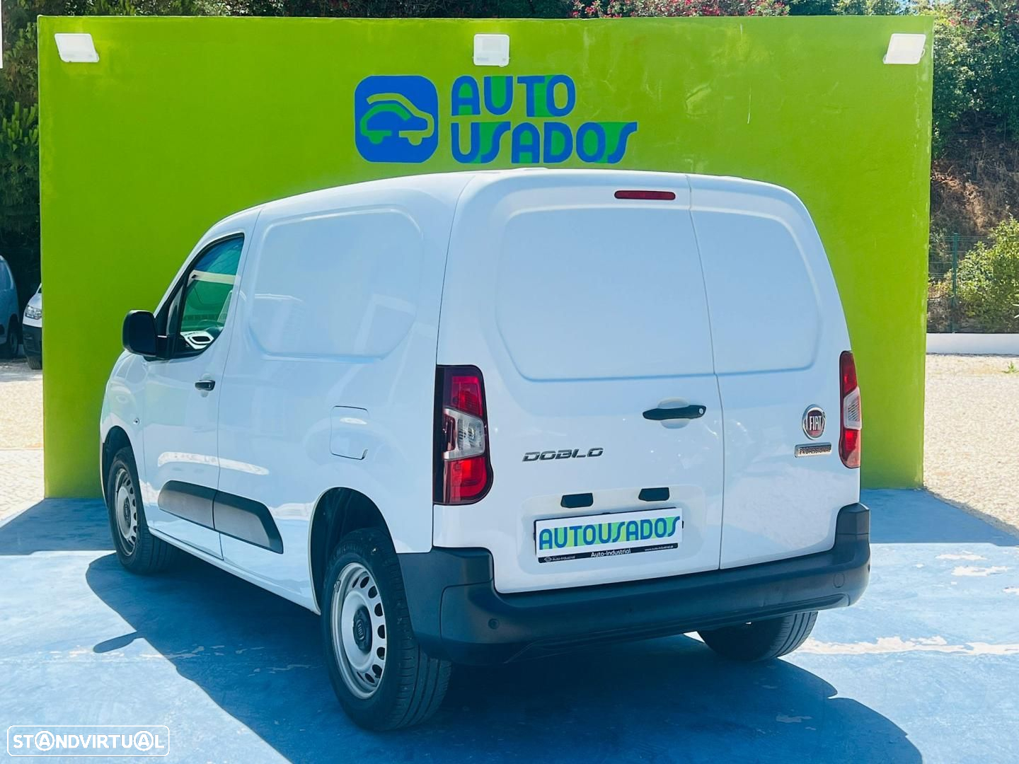 Fiat Doblò Cargo 1.5 BlueHdi Curta - 4