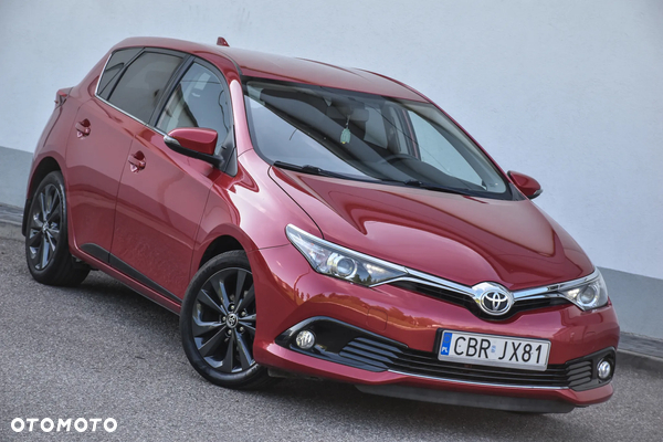 Toyota Auris 1.6 Premium +