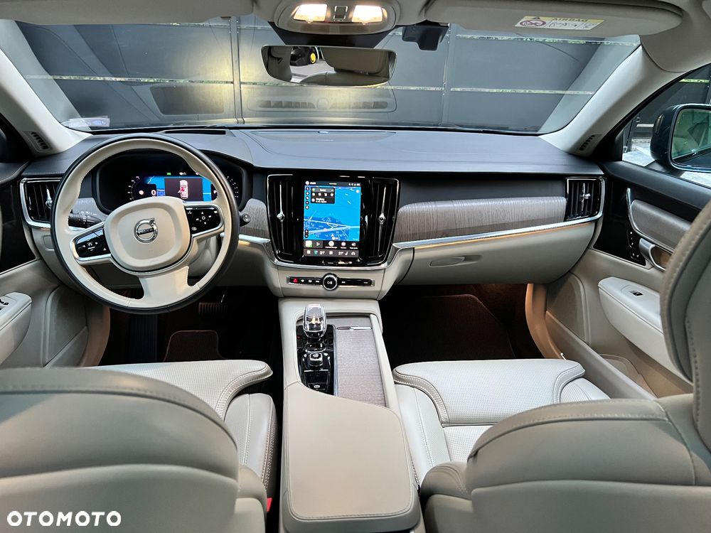 Volvo V90 Cross Country B6 B AWD Ultimate - 13