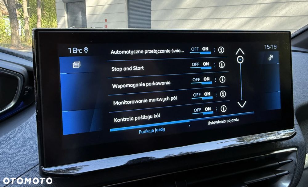 Peugeot 3008 1.5 BlueHDi Allure Pack S&S EAT8 - 37