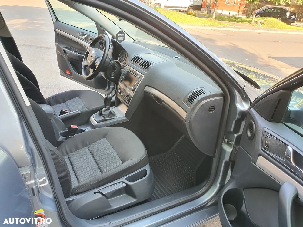 Skoda Octavia 1.4 TSI Business - 10