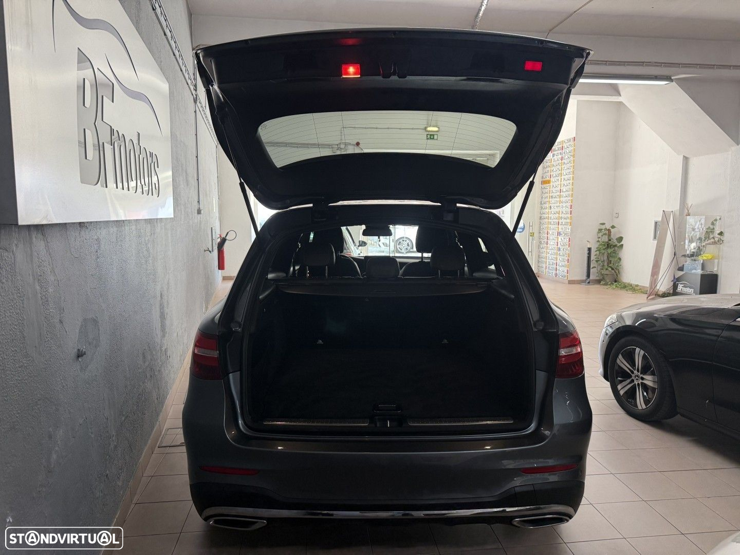 Mercedes-Benz GLC 250 d 4Matic 9G-TRONIC AMG Line - 10