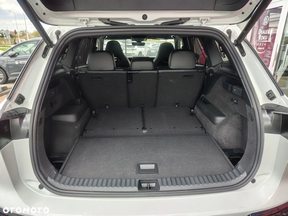 Volkswagen Tayron 2.0 TDI SCR 4Mot R-Line DSG - 17