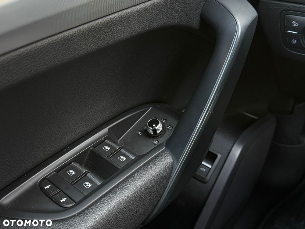 Audi Q5 Sportback - 8